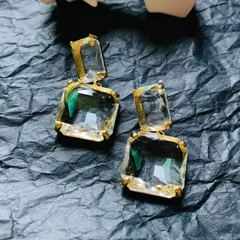 ▪️Transparent glass dangle earrings - Picture 10 of 12